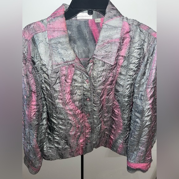 Beautiful Spring/Fall Jacket 💖 - Picture 3 of 4